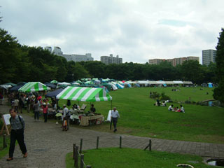 降るか降るかと思わせて降らない雨w良かったわ♪日頃のお(ry