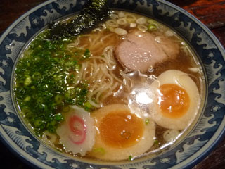 定番醤油らーめん