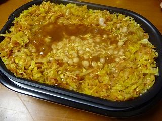 市販のもんじゃセットで2人前です、あキャベツ多めに入れてるけど・・・でも2人前で限界は限界（＾＾；）